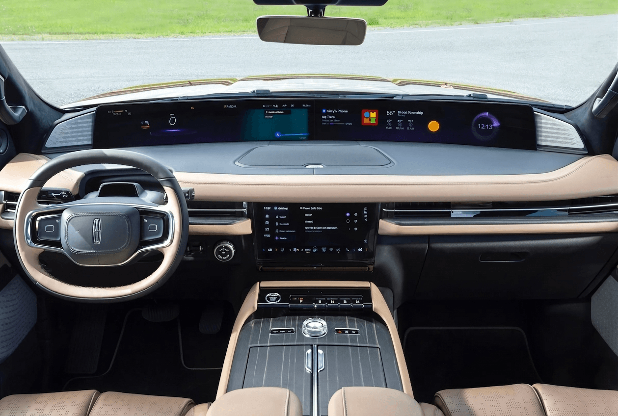Lincoln Continental - View 3
