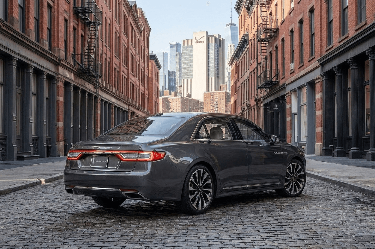 Lincoln Continental - View 2