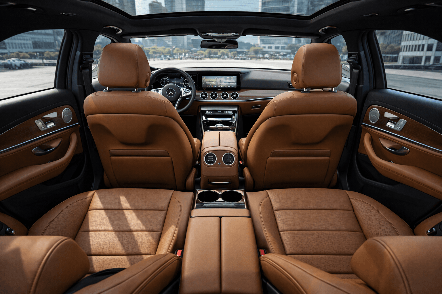 Mercedes E-Class - View 4